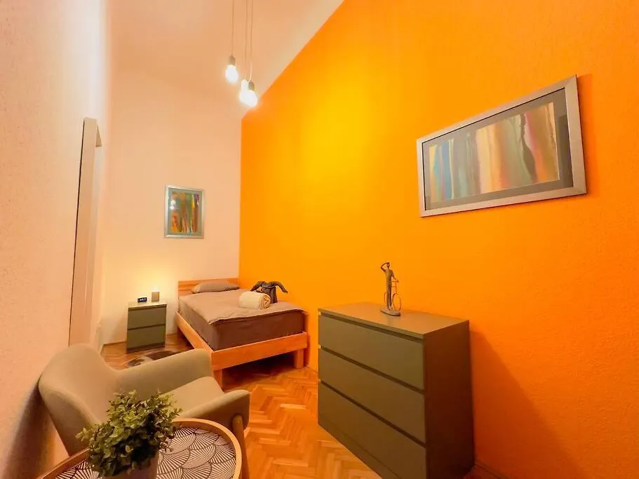 Apartment New! Huge Luxury 5Br Condo In Central Budapest - Rose House