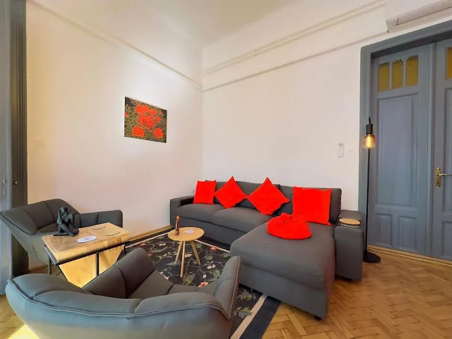 New! Huge Luxury 5Br Condo In Central Budapest - Rose House 0*,  Hungary